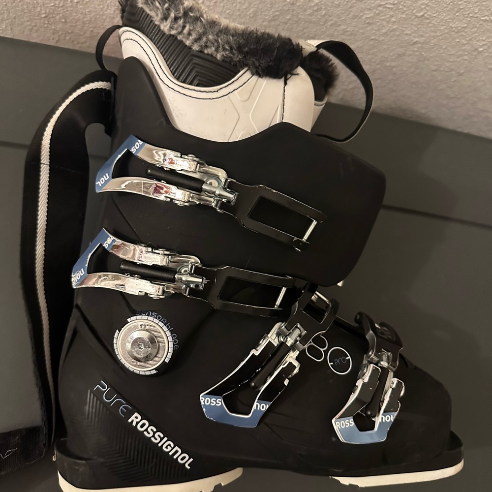 Rossignal Size 23.5 Ski Boots